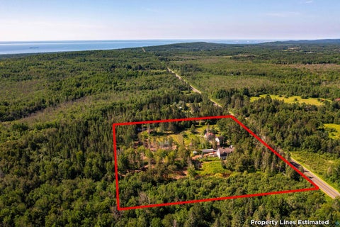 Tiny photo for 5716 Lakewood Rd, Duluth, MN 55804 (MLS # 6126608)