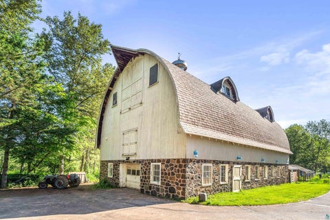 Tiny photo for 5716 Lakewood Rd, Duluth, MN 55804 (MLS # 6126608)