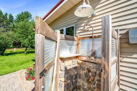 Tiny photo for 5716 Lakewood Rd, Duluth, MN 55804 (MLS # 6126608)