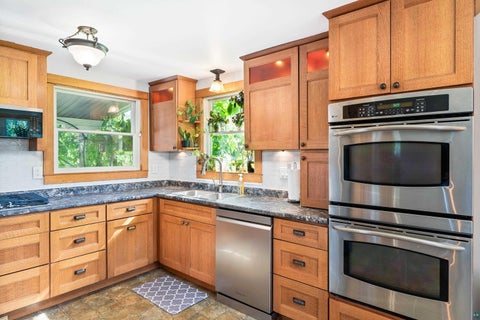 Tiny photo for 5716 Lakewood Rd, Duluth, MN 55804 (MLS # 6126608)