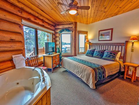 Tiny photo for 2826 Highway 61 #400, Two Harbors, MN 55616 (MLS # 6125141)