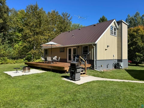 Photo of 5551 McQuade Rd, Duluth, MN 55804 (MLS # 6128125)