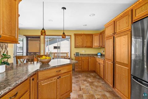 Tiny photo for 4413 Medina St, Duluth, MN 55807 (MLS # 6126327)