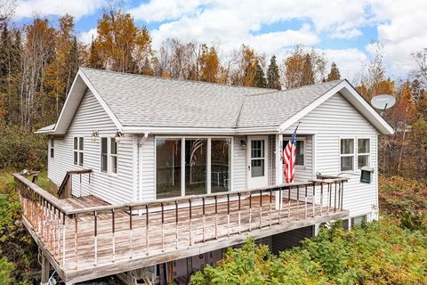 Photo of 1041 Main St, Beaver Bay, MN 55601 (MLS # 6122697)