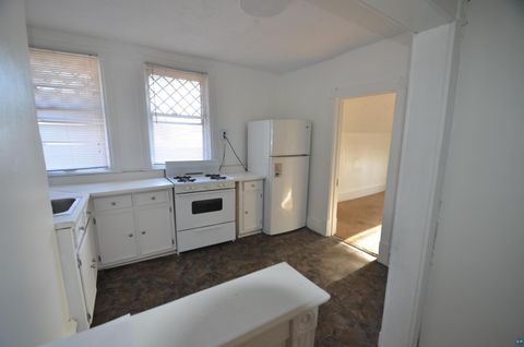 Tiny photo for 190507 E Superior St, Duluth, MN 55812 (MLS # 6123807)
