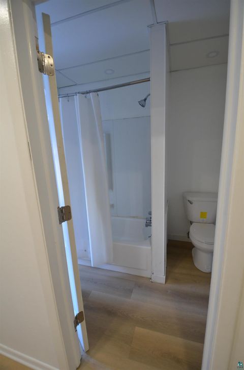 Tiny photo for 190507 E Superior St, Duluth, MN 55812 (MLS # 6123807)