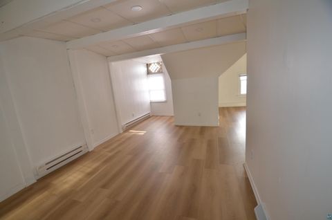 Tiny photo for 190507 E Superior St, Duluth, MN 55812 (MLS # 6123807)