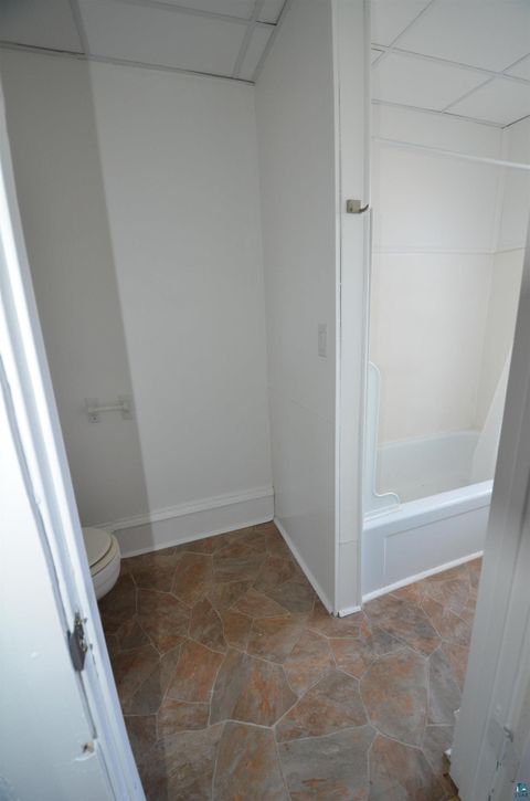 Tiny photo for 190507 E Superior St, Duluth, MN 55812 (MLS # 6123807)