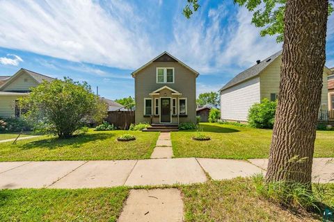 Tiny photo for 508 10th St S, Virginia, MN 55792 (MLS # 6126495)