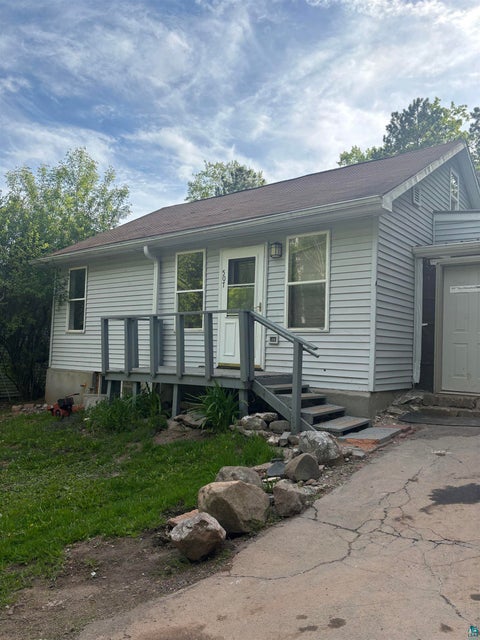 Photo of 507 N 76th Ave W AVE, Duluth, MN 55807 (MLS # 6125741)