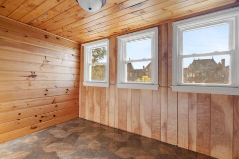 Tiny photo for 1211 E 1st St, Duluth, MN 55805 (MLS # 6122443)