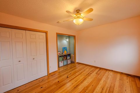 Tiny photo for 1123 Valley Dr, Duluth, MN 55804 (MLS # 6122769)