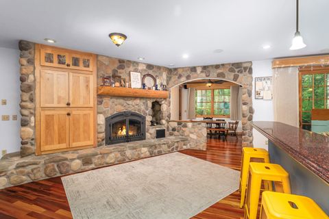 Tiny photo for 5616 McQuade Rd, Duluth, MN 55804 (MLS # 6123595)