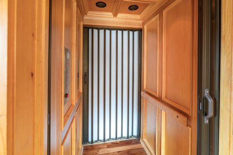 Tiny photo for 5616 McQuade Rd, Duluth, MN 55804 (MLS # 6123595)