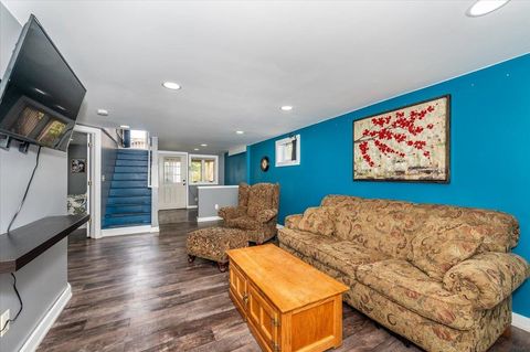 Tiny photo for 116 E Mankato St, Duluth, MN 55803 (MLS # 6122716)