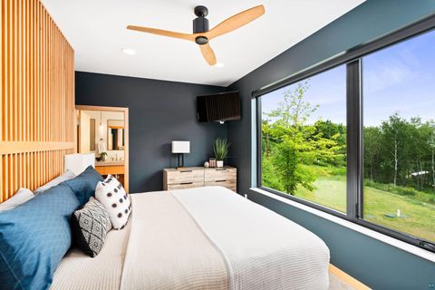 Tiny photo for 814 Pleasant View Rd, Duluth, MN 55803 (MLS # 6126881)