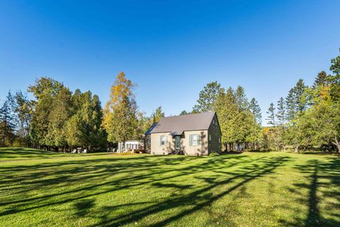 Tiny photo for 993 Scenic Dr, Two Harbors, MN 55616 (MLS # 6122444)