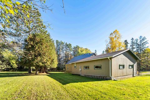 Tiny photo for 993 Scenic Dr, Two Harbors, MN 55616 (MLS # 6122444)