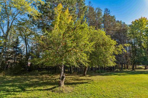 Tiny photo for 993 Scenic Dr, Two Harbors, MN 55616 (MLS # 6122444)