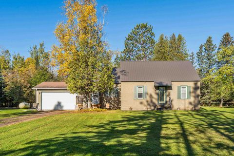Tiny photo for 993 Scenic Dr, Two Harbors, MN 55616 (MLS # 6122444)