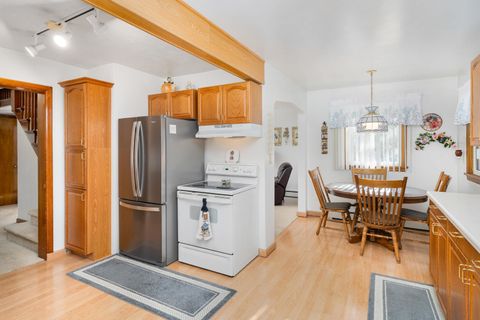 Tiny photo for 993 Scenic Dr, Two Harbors, MN 55616 (MLS # 6122444)
