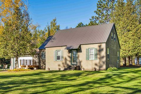 Tiny photo for 993 Scenic Dr, Two Harbors, MN 55616 (MLS # 6122444)
