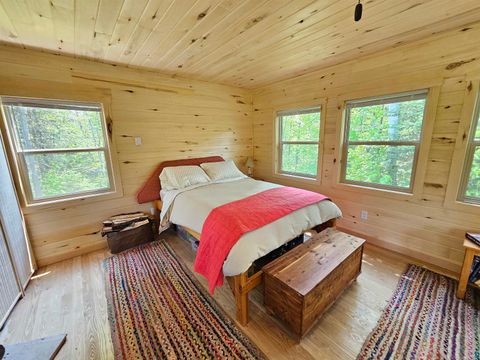 Tiny photo for 839 Loon Rd, Two Harbors, MN 55616 (MLS # 6124553)