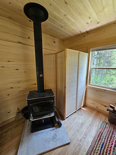 Tiny photo for 839 Loon Rd, Two Harbors, MN 55616 (MLS # 6124553)