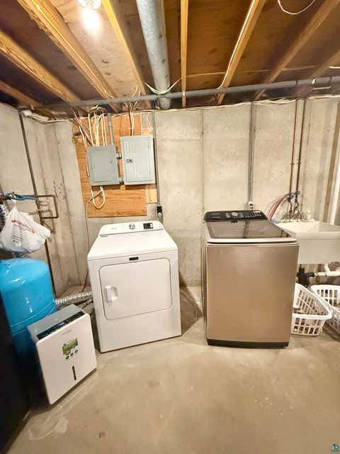 Tiny photo for 5846 Morning Star Dr, Duluth, MN 55804 (MLS # 6126697)