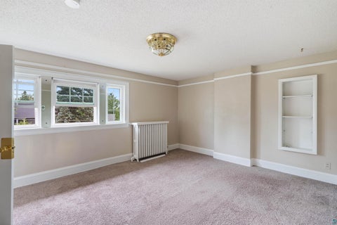 Tiny photo for 2337 E 8th St, Duluth, MN 55803 (MLS # 6127626)