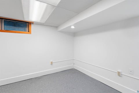 Tiny photo for 2337 E 8th St, Duluth, MN 55803 (MLS # 6127626)