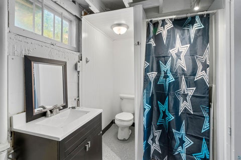 Tiny photo for 2337 E 8th St, Duluth, MN 55803 (MLS # 6127626)
