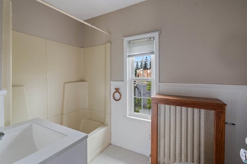 Tiny photo for 2337 E 8th St, Duluth, MN 55803 (MLS # 6127626)