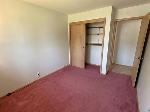 Tiny photo for 138 Artavia St, Duluth, MN 55811 (MLS # 6126466)