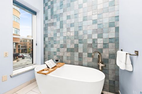 Tiny photo for 1 N Lake Ave, Duluth, MN 55805 (MLS # 6125187)
