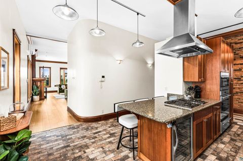 Tiny photo for 1 N Lake Ave, Duluth, MN 55805 (MLS # 6125187)
