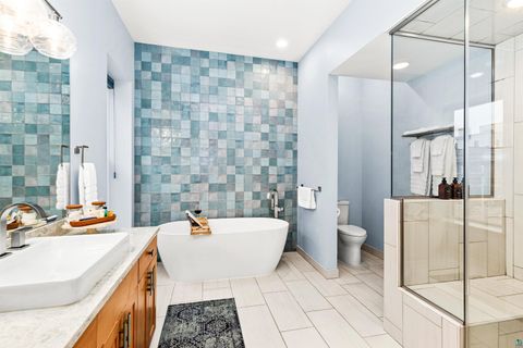 Tiny photo for 1 N Lake Ave, Duluth, MN 55805 (MLS # 6125187)