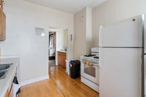 Tiny photo for 1432 E 4th St, Duluth, MN 55805 (MLS # 6127429)
