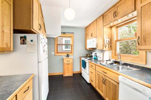 Tiny photo for 1907 E 5th St, Duluth, MN 55812 (MLS # 6127304)