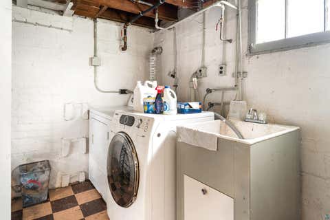 Tiny photo for 1907 E 5th St, Duluth, MN 55812 (MLS # 6127304)