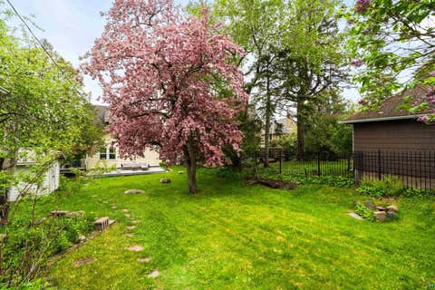 Tiny photo for 1907 E 5th St, Duluth, MN 55812 (MLS # 6127304)