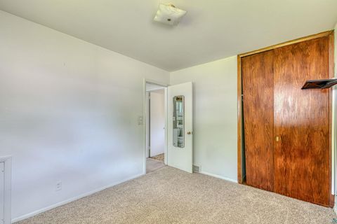 Tiny photo for 2113 Hutchinson Rd, Duluth, MN 55811 (MLS # 6126152)
