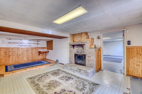 Tiny photo for 2113 Hutchinson Rd, Duluth, MN 55811 (MLS # 6126152)