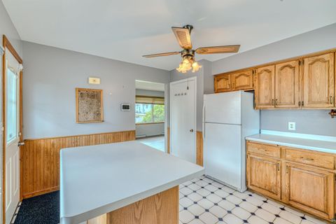 Tiny photo for 2113 Hutchinson Rd, Duluth, MN 55811 (MLS # 6126152)