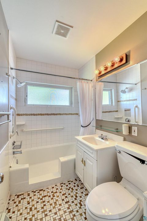 Tiny photo for 2113 Hutchinson Rd, Duluth, MN 55811 (MLS # 6126152)