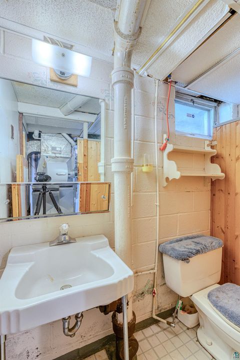 Tiny photo for 2113 Hutchinson Rd, Duluth, MN 55811 (MLS # 6126152)