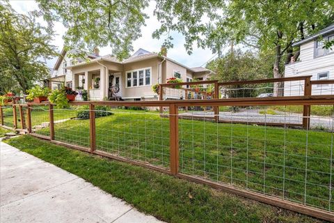 Tiny photo for 1417 E 10th St, Duluth, MN 55805 (MLS # 6122325)