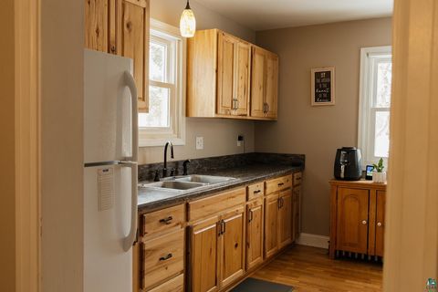 Tiny photo for 1125 Minnesota St, Hibbing, MN 55746 (MLS # 6124191)