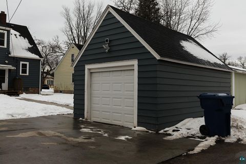 Tiny photo for 1125 Minnesota St, Hibbing, MN 55746 (MLS # 6124191)