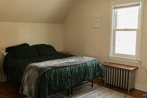 Tiny photo for 1125 Minnesota St, Hibbing, MN 55746 (MLS # 6124191)